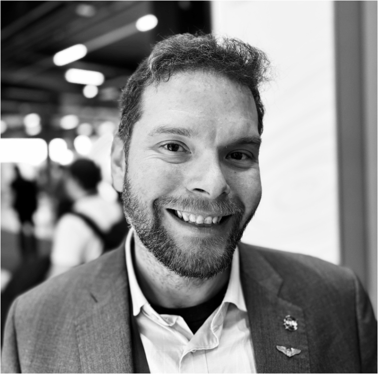 Dr. Mason Robbins headshot